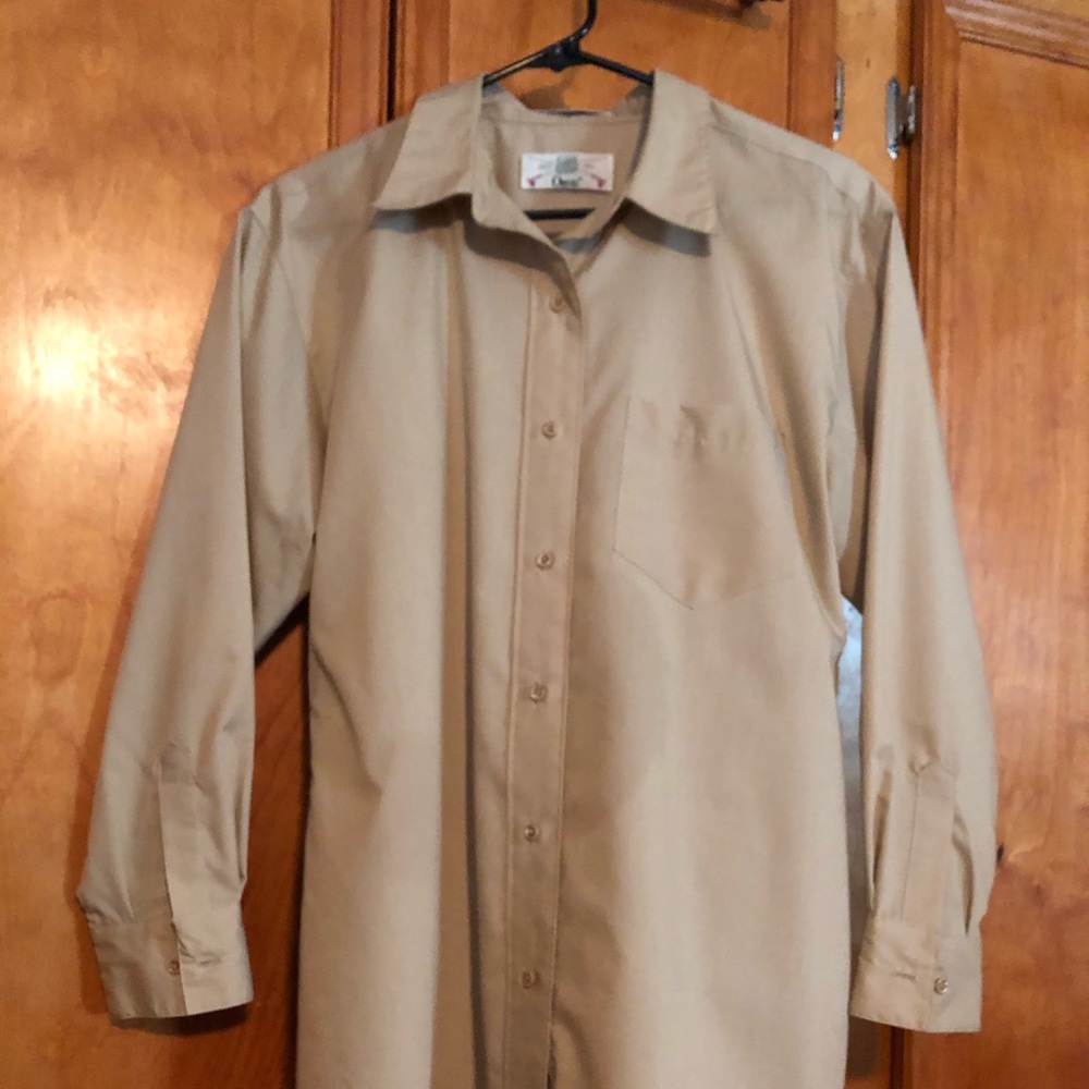 Women’s Tan Orvis Dress Shirt